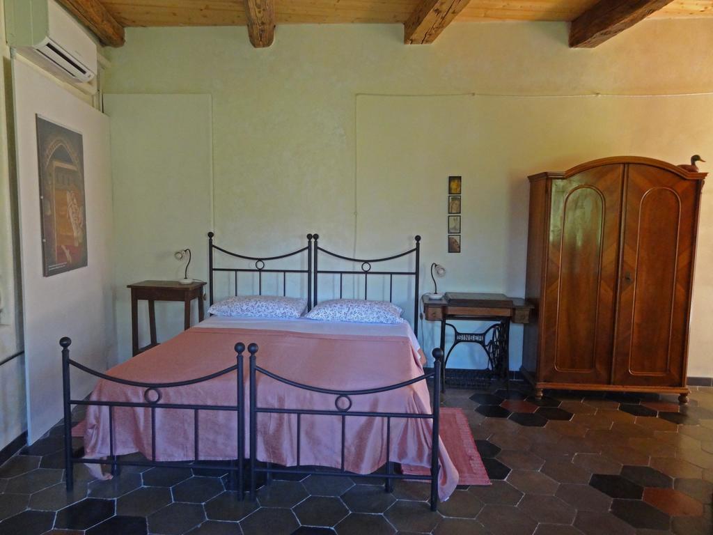 Locanda Dell'Istrice Camerino Cameră foto